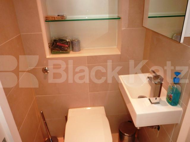 			UNDER OFFER!, 1 Bedroom, 1 bath, 1 reception Flat			 Kentish town road, Kentish town